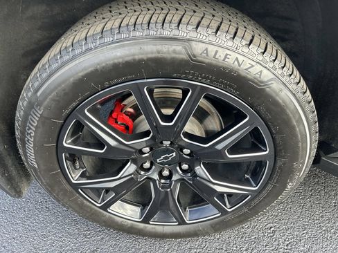 Used 2023 Chevrolet Tahoe RST w/ RST Performance Edition AWD/4WD image 9