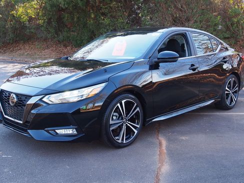 Used 2020 Nissan Sentra SR image 3