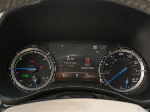 Used 2021 Toyota Highlander XLE FWD image 23