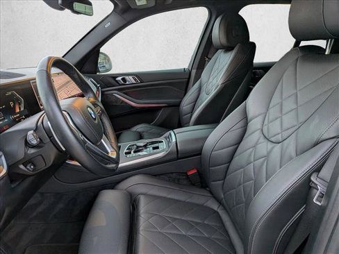 Used 2024 BMW X5 sDrive40i w/ Parking Assistance Package RWD image 11