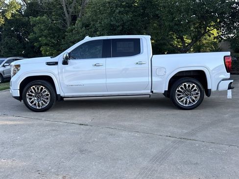 New 2026 GMC Sierra 1500 Denali Ultimate AWD/4WD image 12