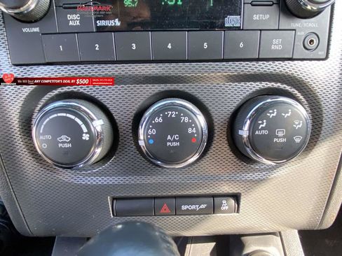 Used 2013 Dodge Challenger R/T image 19