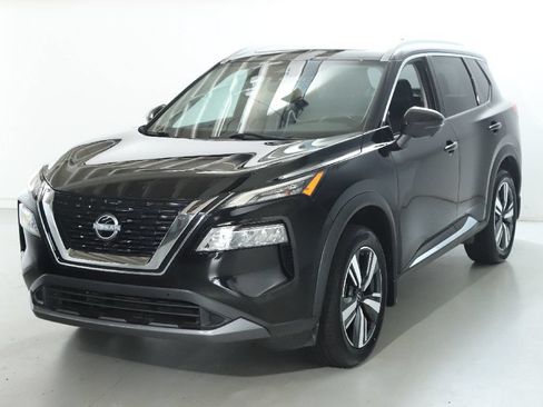 Certified 2023 Nissan Rogue SL w/ SL Premium Package AWD/4WD image 4