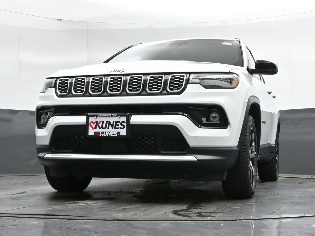 Used 2025 Jeep Compass Limited AWD/4WD image 44