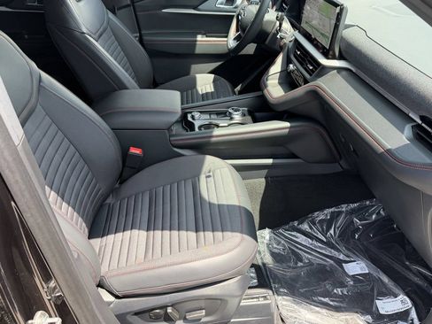 Used 2026 Ford Explorer ST-Line w/ ST-Line Street Pack RWD image 9