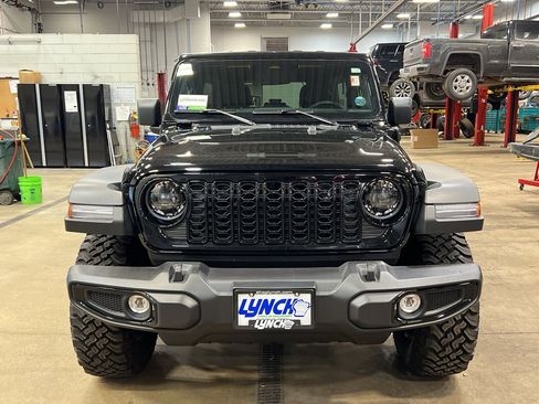 Used 2025 Jeep Wrangler Willys image 41