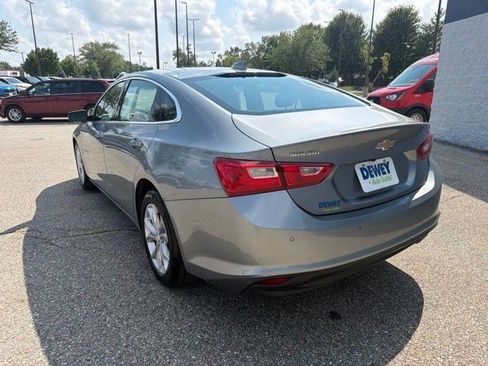 Used 2024 Chevrolet Malibu LT FWD image 3