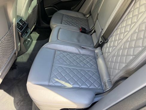 Used 2019 Audi SQ5 Premium Plus w/ Premium Plus Package AWD/4WD image 19