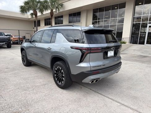 Used 2024 Chevrolet Traverse Z71 w/ Enhanced Driving Package image 4