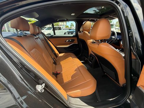 Used 2019 BMW 330i Sedan w/ Driving Assistance Package RWD image 16
