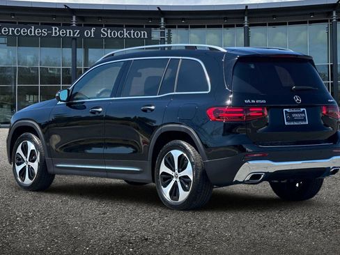 New 2025 Mercedes-Benz GLB 250 4MATIC image 6