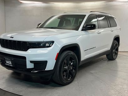 Used 2023 Jeep Grand Cherokee L Laredo