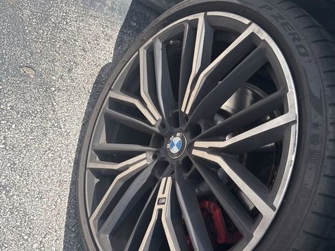 Used 2023 BMW 530i w/ M Sport Package RWD image 10