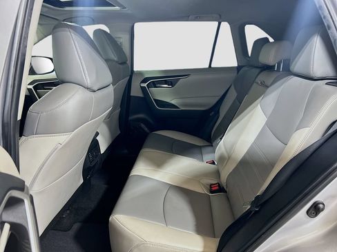 Used 2022 Toyota RAV4 XLE Premium FWD image 21