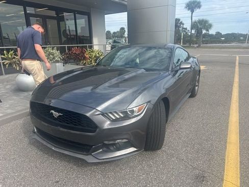 Certified 2017 Ford Mustang Coupe image 1