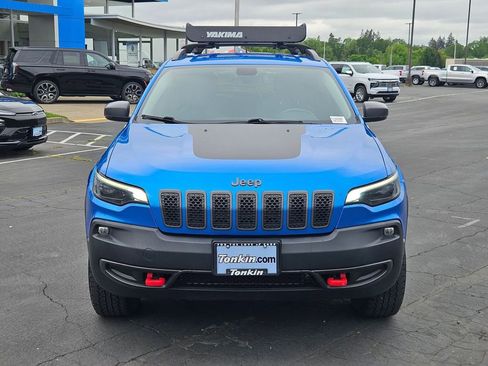 Used 2020 Jeep Cherokee Trailhawk w/ Cold Weather Group AWD/4WD image 9