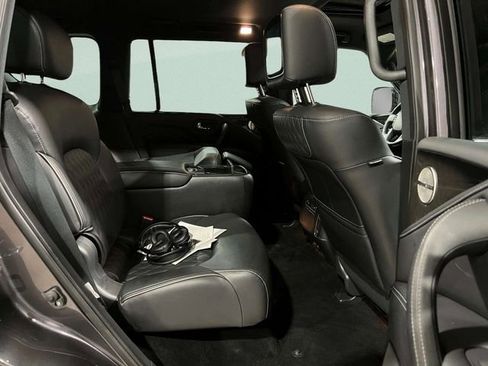 Used 2023 INFINITI QX80 Sensory w/ All-Season Package AWD/4WD image 40