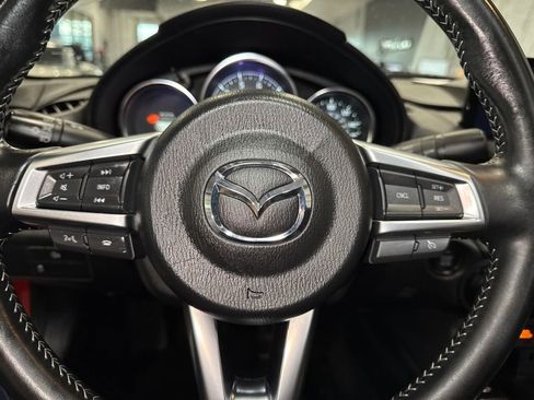 Used 2024 MAZDA MX-5 Miata Sport RWD image 16