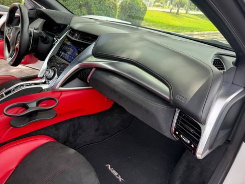 Used 2019 Acura NSX AWD/4WD image 24