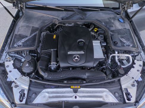 Used 2018 Mercedes-Benz C 300 4MATIC Cabriolet image 30
