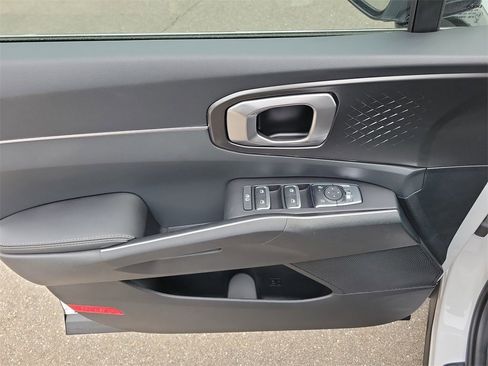 New 2026 Kia Sorento S image 19