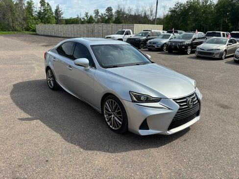Used 2017 Lexus IS 200t RWD image 3