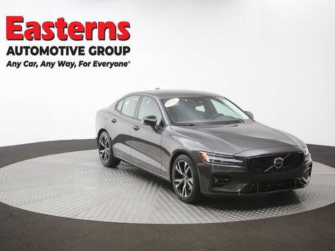 Used 2024 Volvo S60 B5 Core AWD/4WD image 53