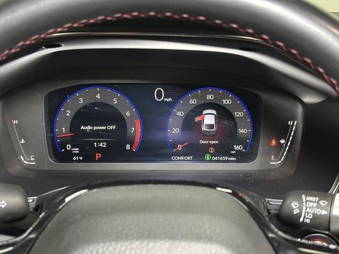 Used 2023 Acura Integra A-Spec image 27