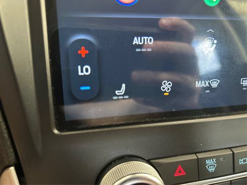 Used 2024 Ford Edge SEL AWD/4WD image 31