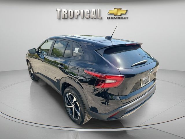 New 2026 Chevrolet Trax RS FWD image 3
