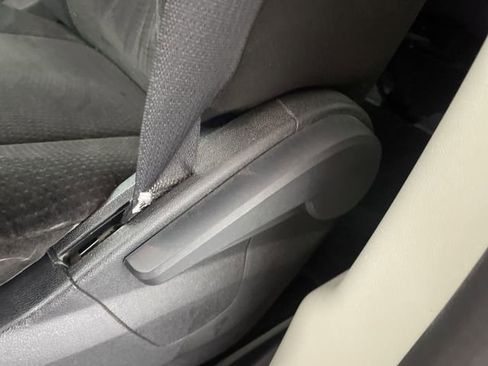 Used 2012 Dodge Grand Caravan SXT w/ Entertainment Group 1 image 33