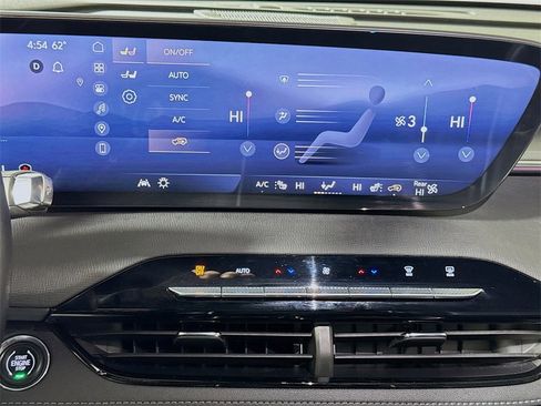 Certified 2025 Buick Enclave Sport Touring image 14