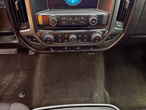 Used 2018 Chevrolet Silverado 1500 LT w/ All Star Edition image 16