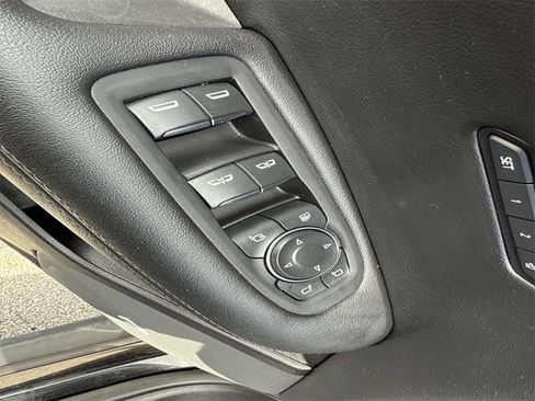 Used 2023 Cadillac XT5 Premium Luxury image 12