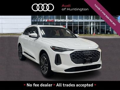 Used 2025 Audi Q5 Premium w/ Convenience Package