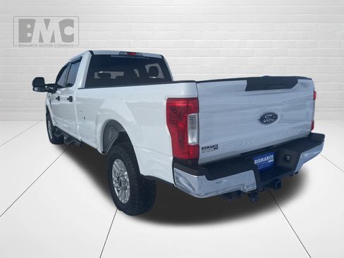 Used 2018 Ford F250 XLT image 4