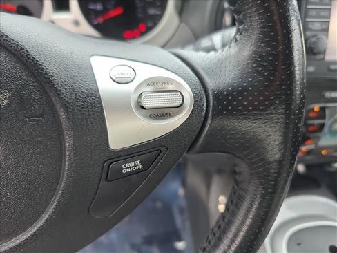 Used 2012 Nissan Juke SV image 19