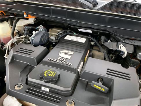 Used 2021 RAM 2500 Tradesman w/ Chrome Appearance Group AWD/4WD image 29