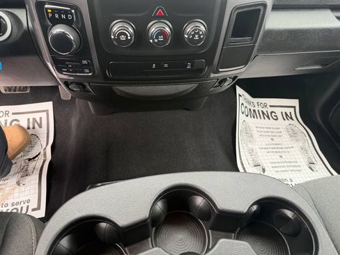 Used 2024 RAM 1500 Warlock AWD/4WD image 17