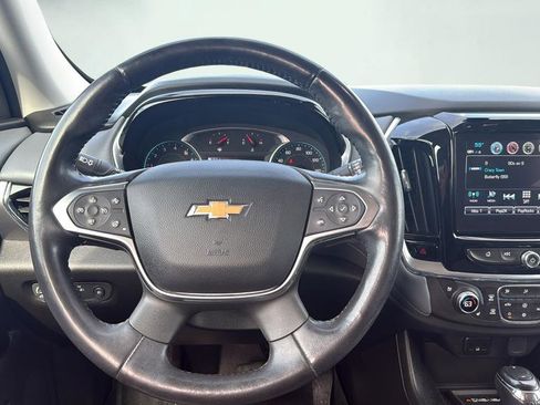 Used 2018 Chevrolet Traverse Premier AWD/4WD image 19