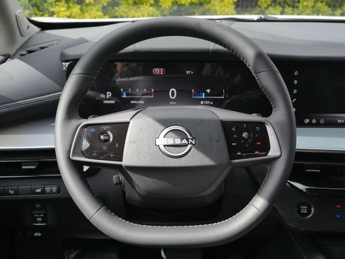 New 2026 Nissan Murano Platinum w/ Cargo Package AWD/4WD image 7