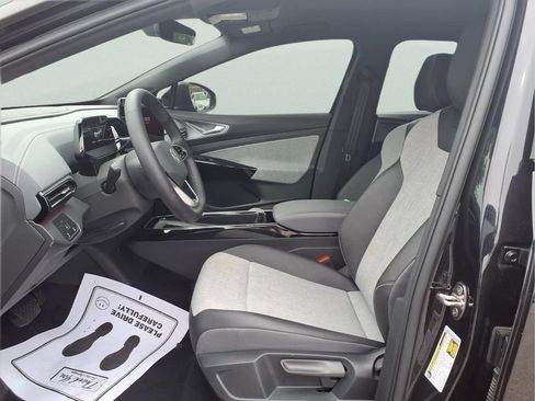 Used 2023 Volkswagen ID.4 Pro RWD image 7