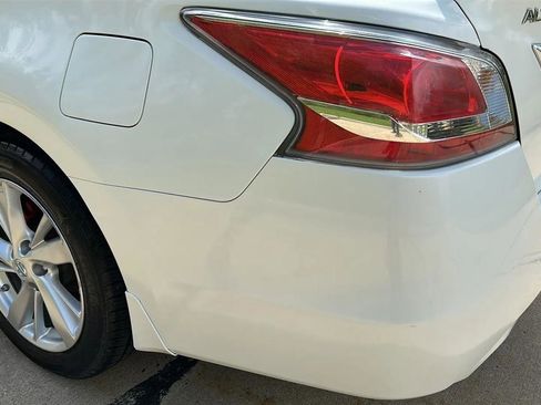 Used 2015 Nissan Altima 2.5 SL w/ Moonroof Package FWD image 11