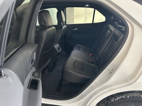 Certified 2022 Chevrolet Equinox RS w/ RS Leather Package image 10