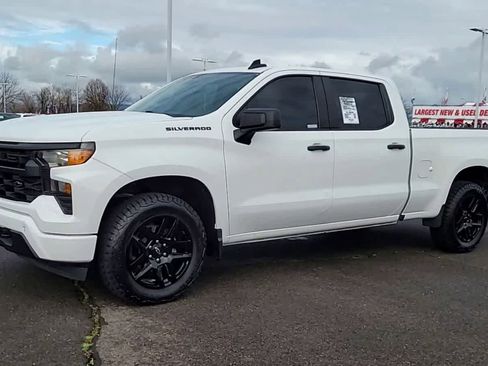 Used 2023 Chevrolet Silverado 1500 Custom w/ LPO, Dark Essentials Package image 4