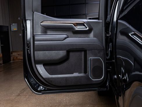 Used 2025 GMC Sierra 1500 SLE w/ X31 Off-Road Package image 37