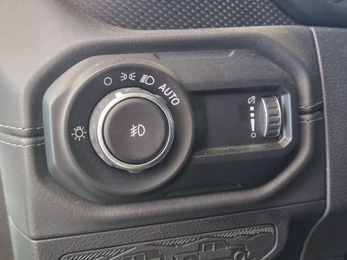 New 2025 Jeep Wrangler Unlimited Rubicon w/ Safety Group AWD/4WD image 18