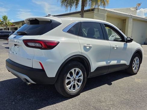 Used 2023 Ford Escape Active AWD/4WD image 7