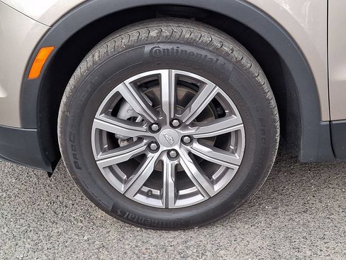 Used 2023 Cadillac XT4 Sport AWD/4WD image 32