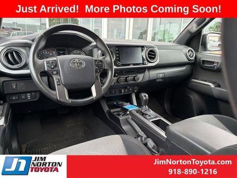 Used 2023 Toyota Tacoma TRD Off-Road RWD image 12